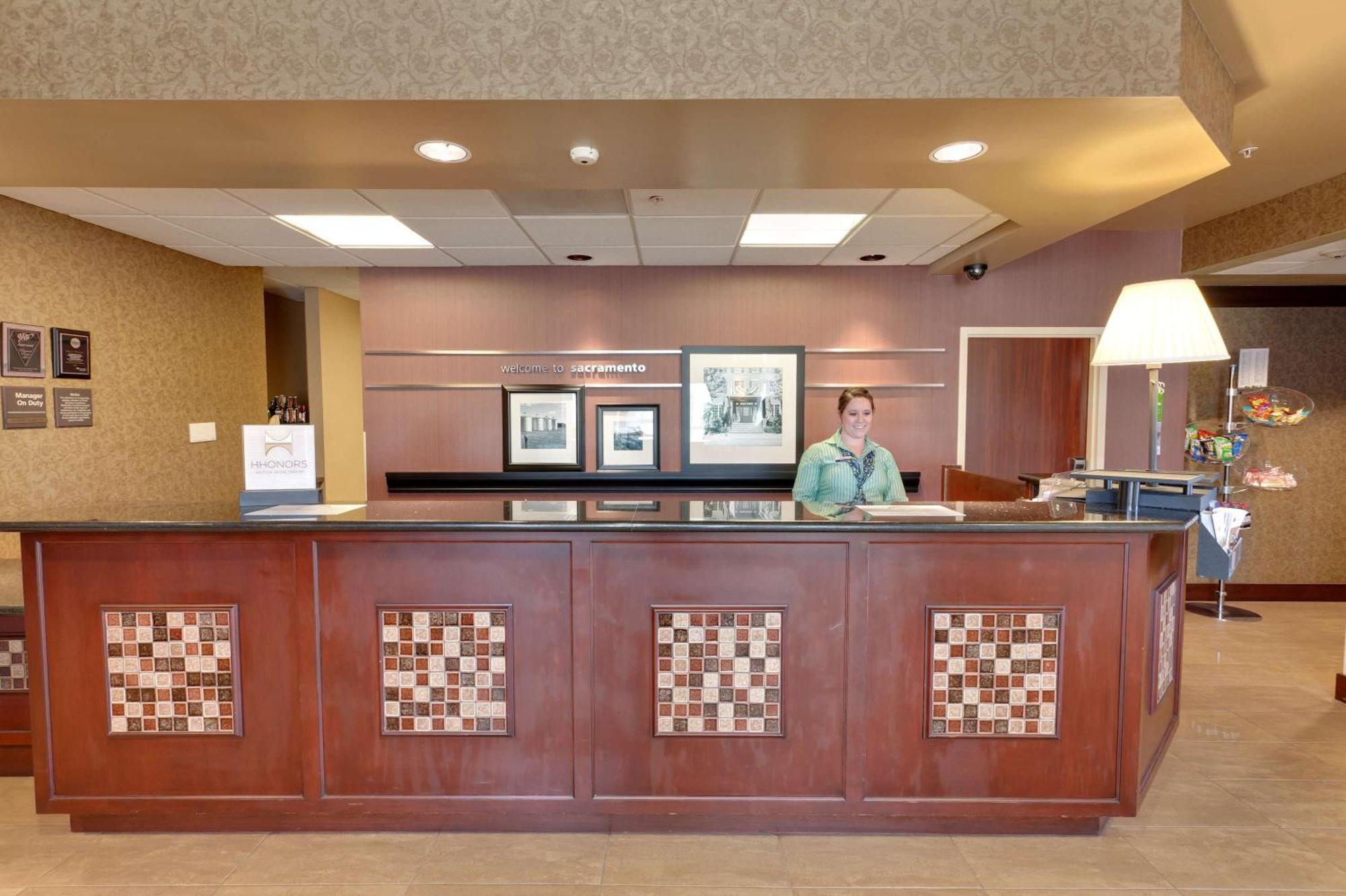 Hampton Inn & Suites Sacramento-Airport-Natomas Eksteriør bilde